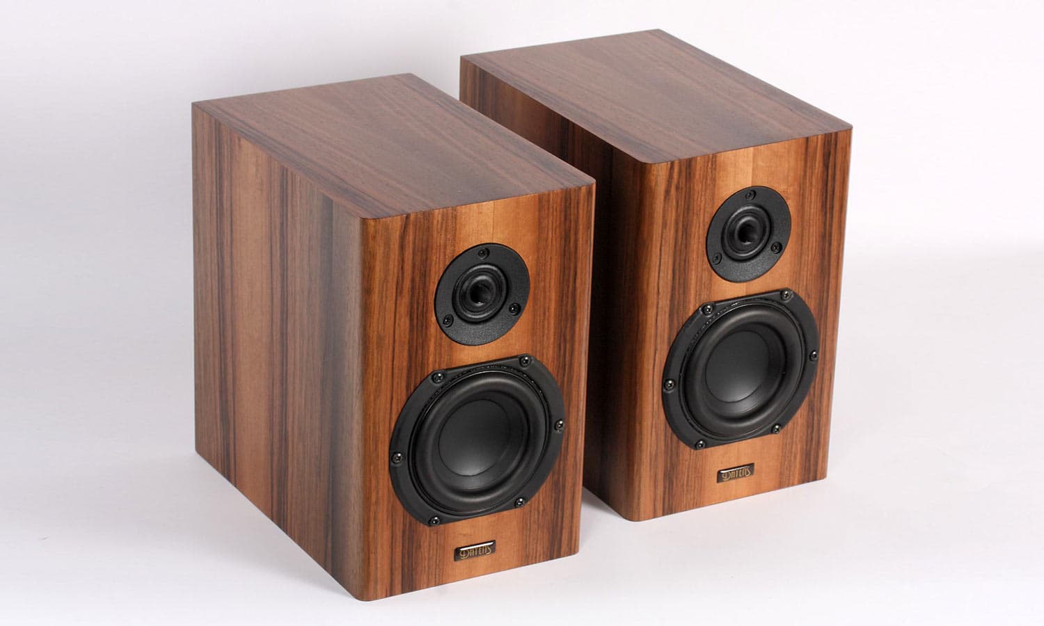 Dayens Tizo Mikra — 2-way compact loudspeaker